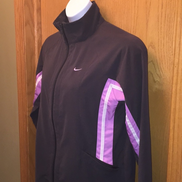 Nike Jacket - Picture 1 of 4